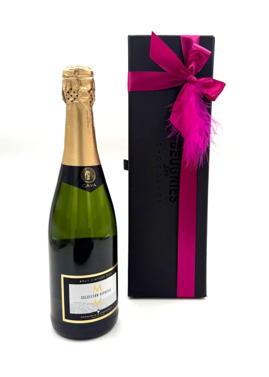 "CAVA BOX"